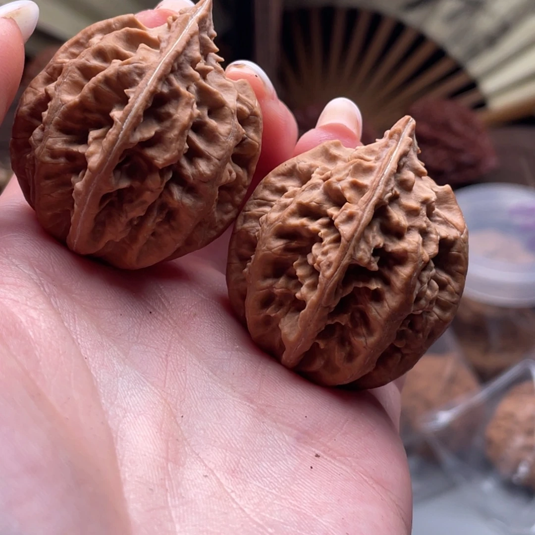 文玩核桃把件楸刀鱼119