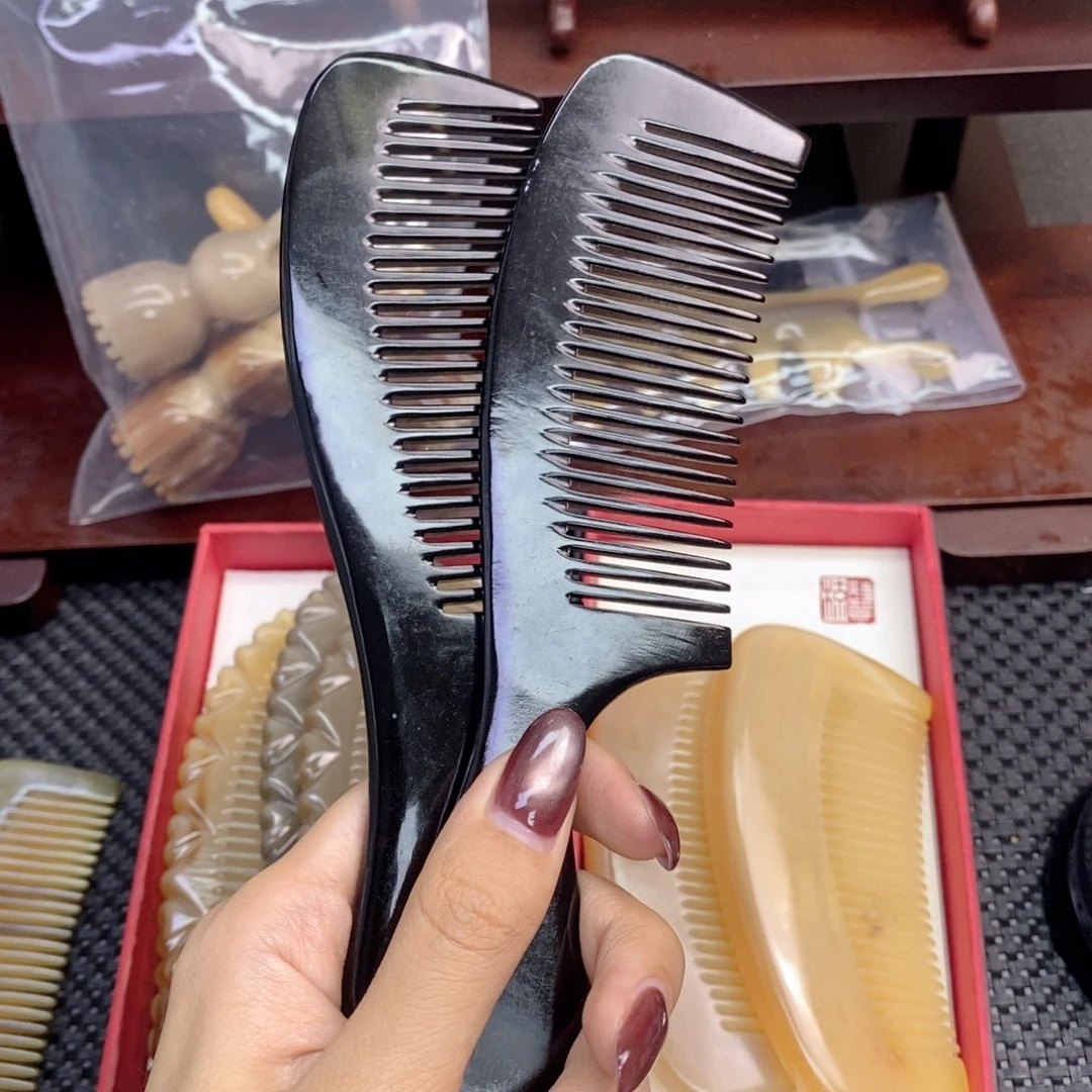纯手工制作纯牛角梳子