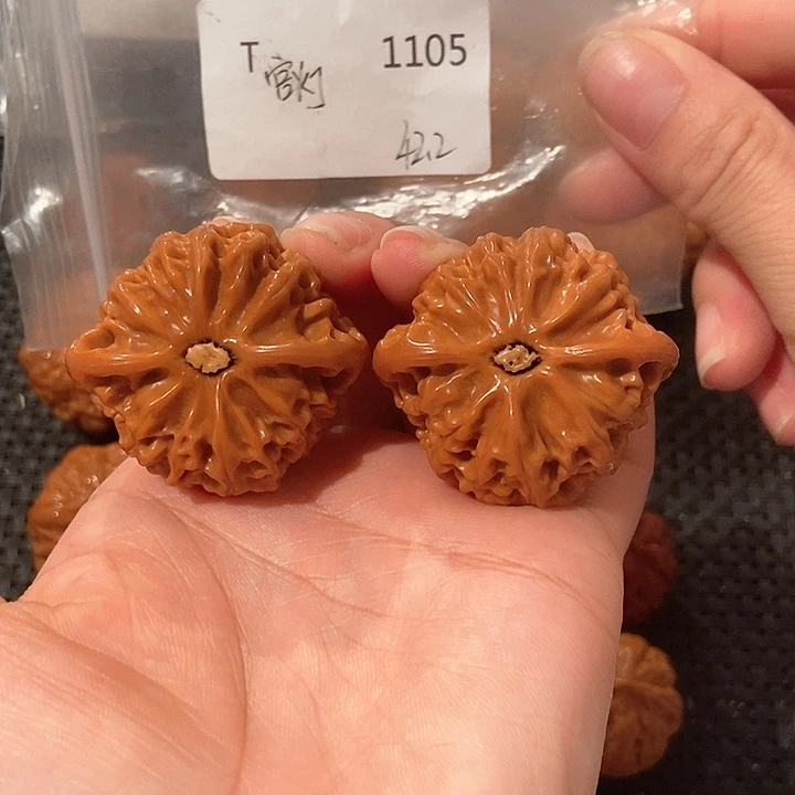 文玩核桃吊坠宫灯42