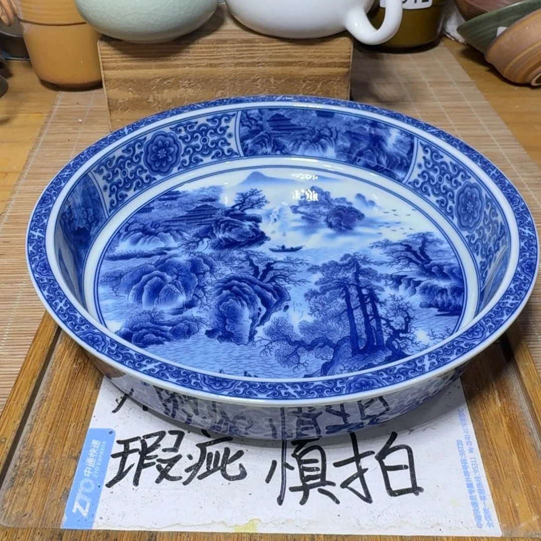 瑕疵介意勿拍陶瓷器皿B513