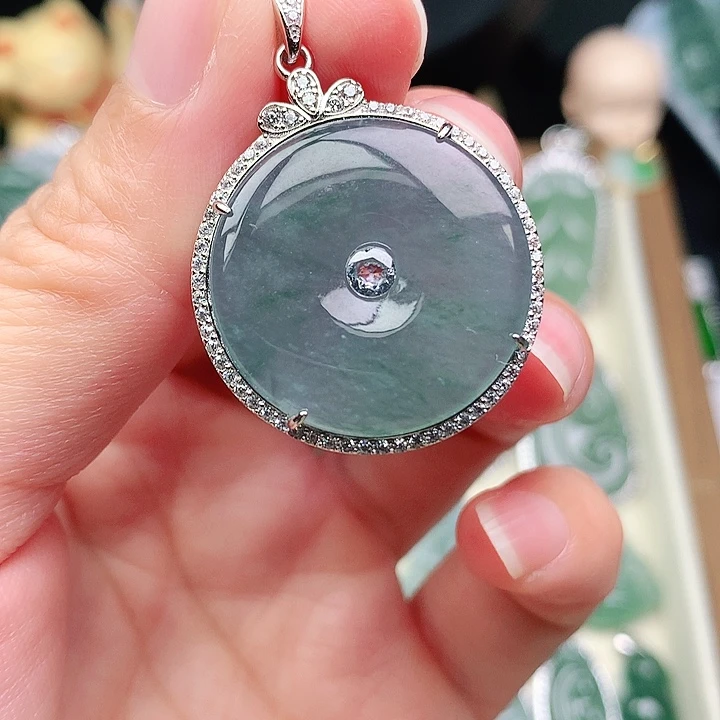 颈饰银S925镶嵌翡翠吊坠