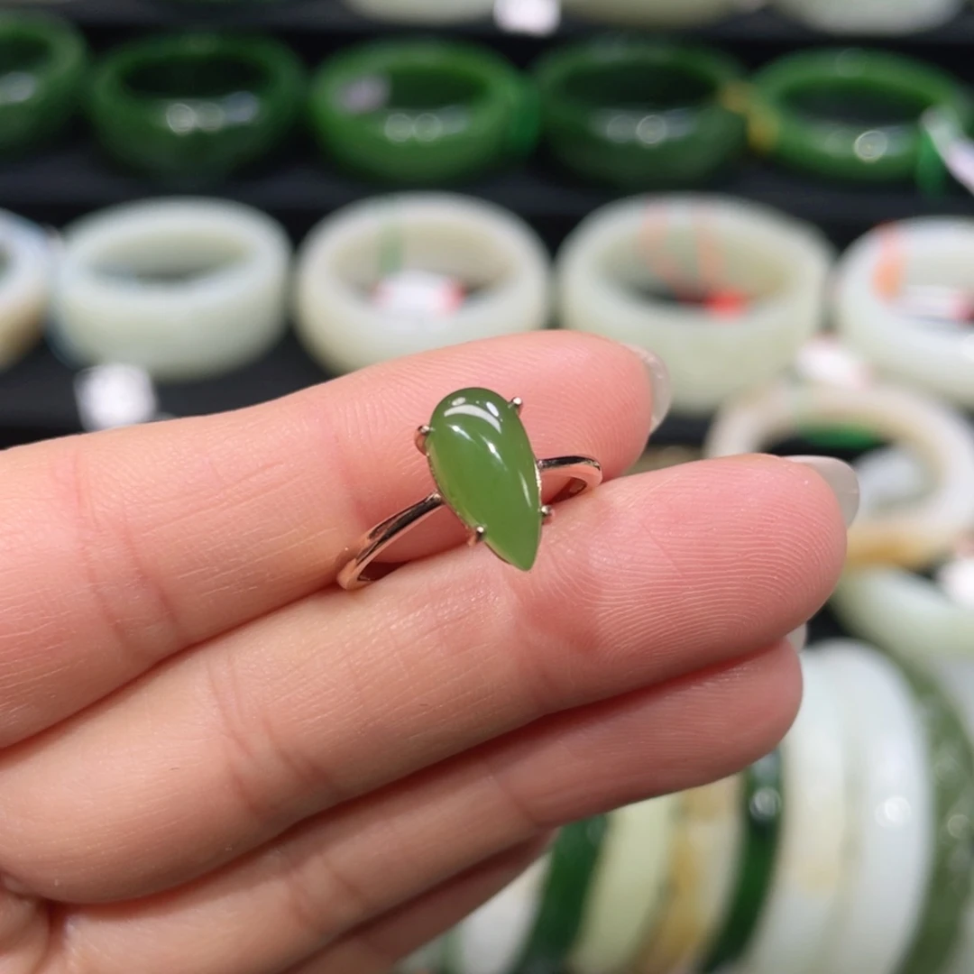 银S925镶嵌戒指和田玉