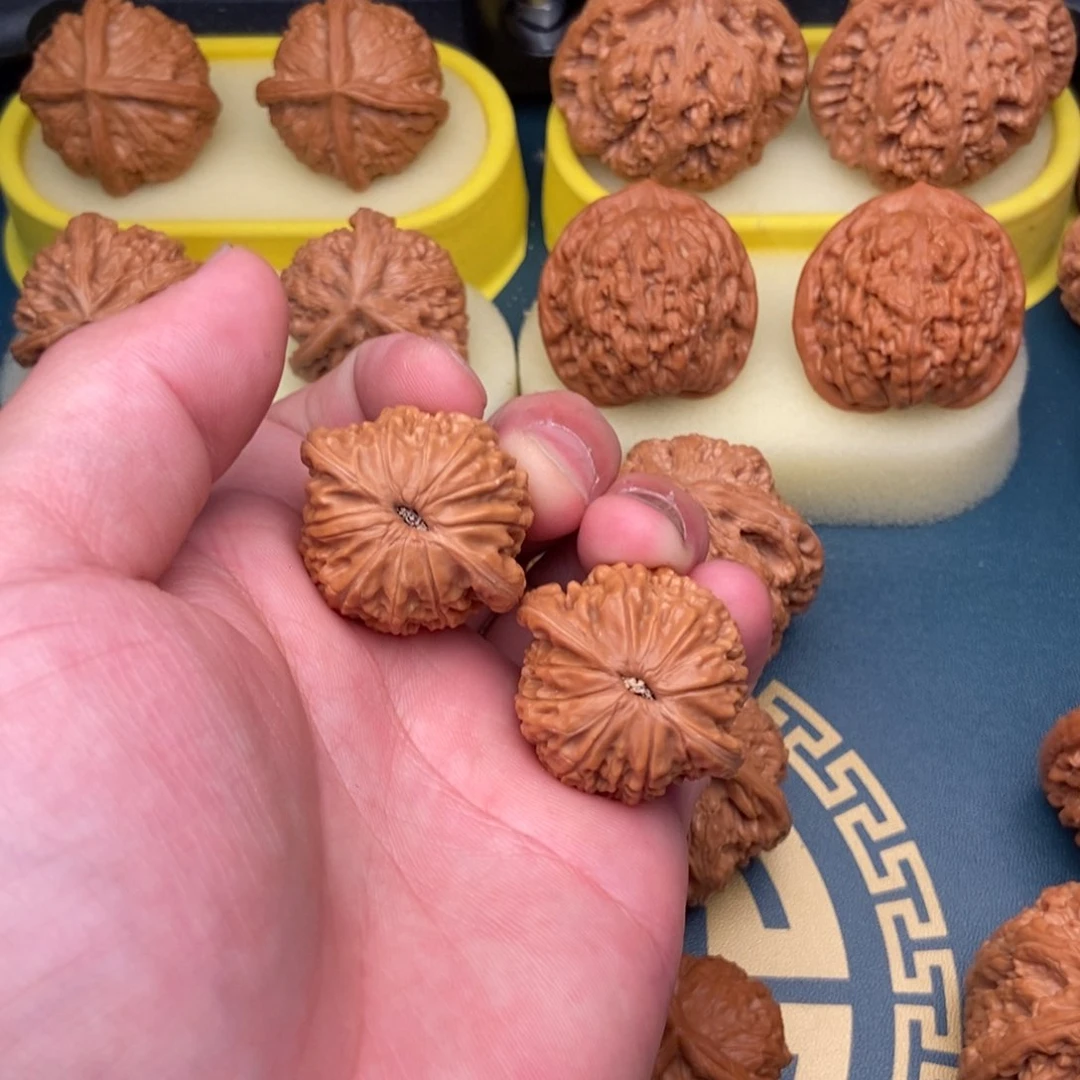 文玩核桃把件l****1磨盘33