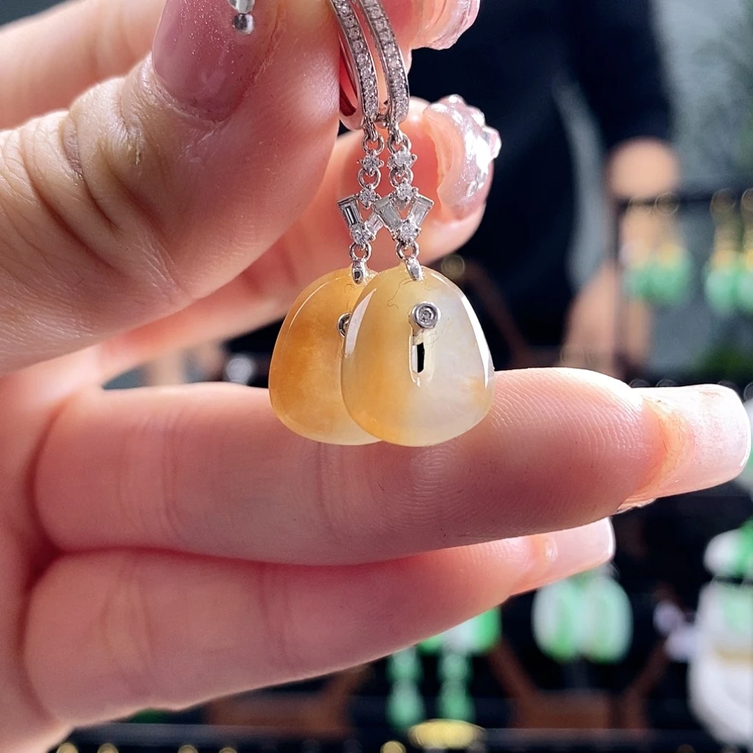 翡翠耳饰18K金镶嵌翡翠