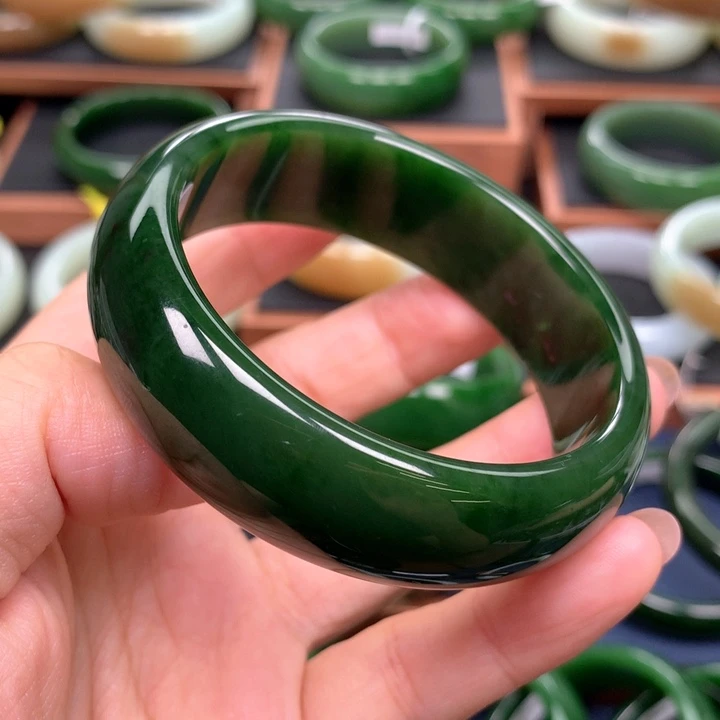 和田玉（碧玉）手镯未镶嵌58