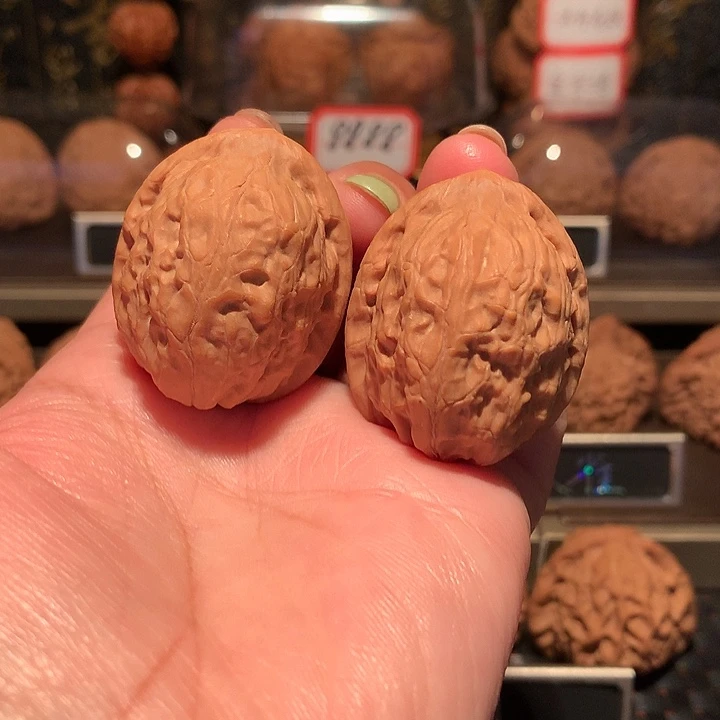 文玩核桃把件平谷舍利