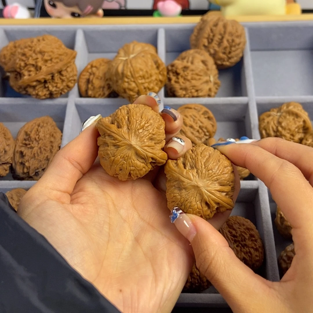 吊坠桃核39铁锤150