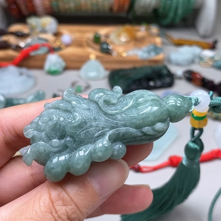 【闪购商品】颈饰未镶嵌翡翠