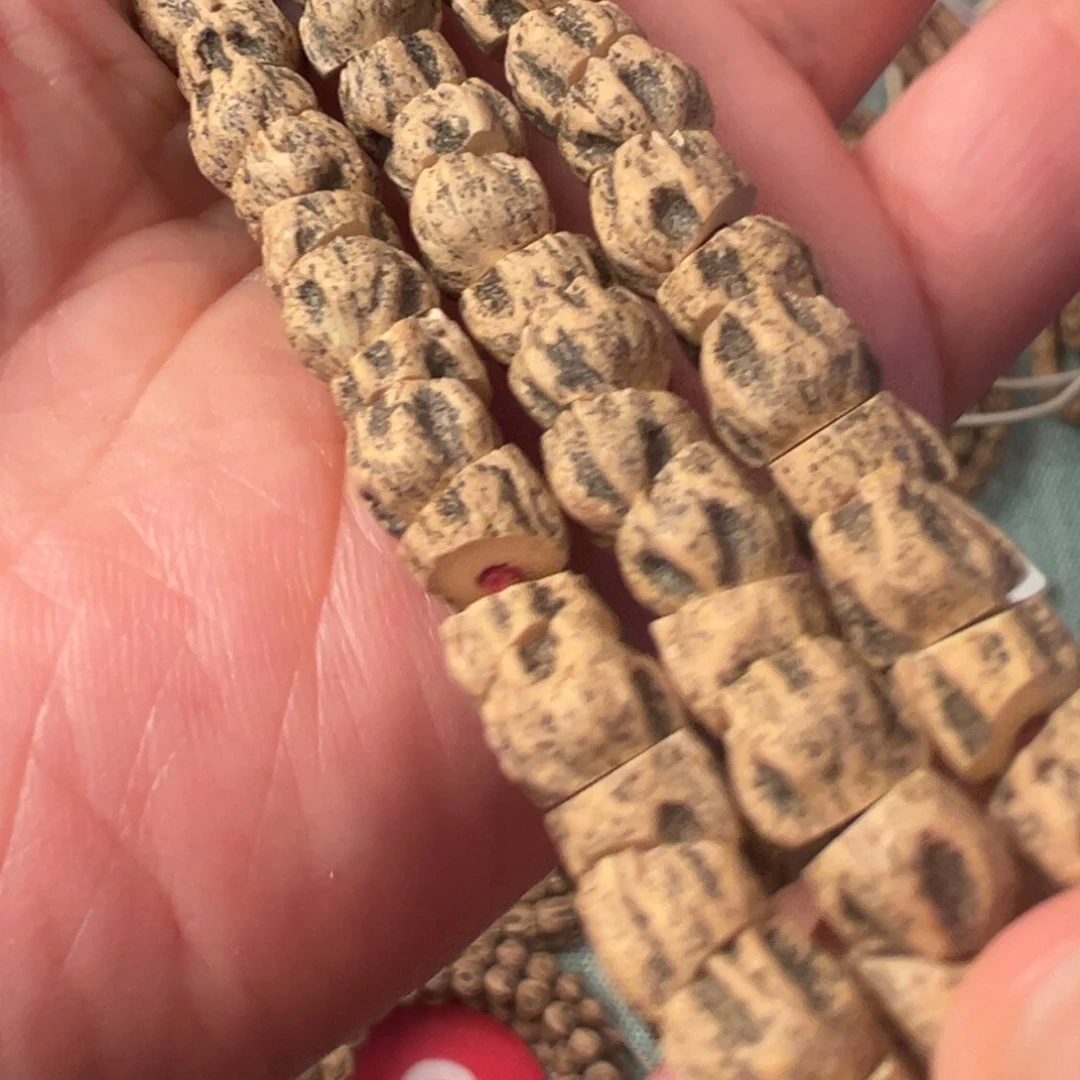 吊坠柏香籽/百香籽F898