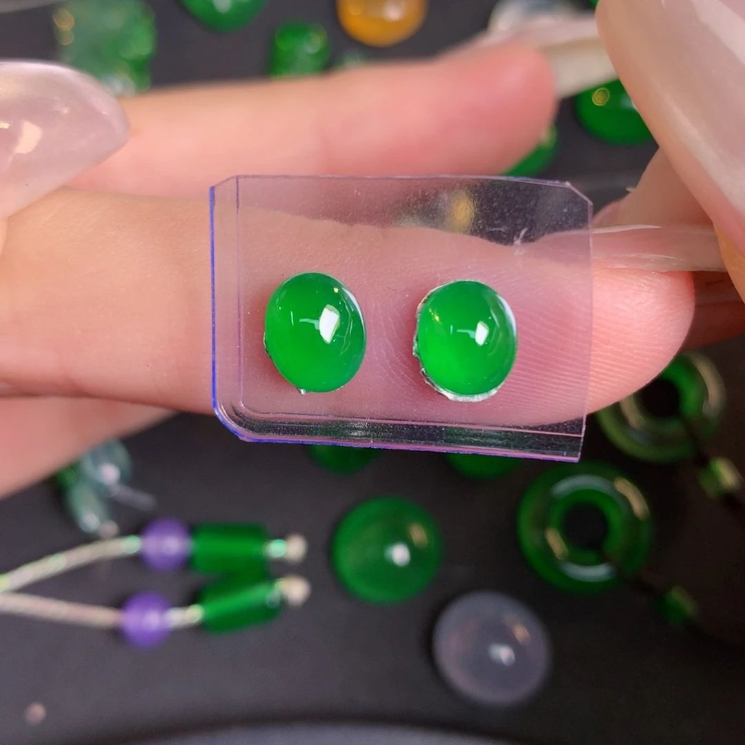 翡翠裸石翡翠翡翠7.18/5.87-2.63