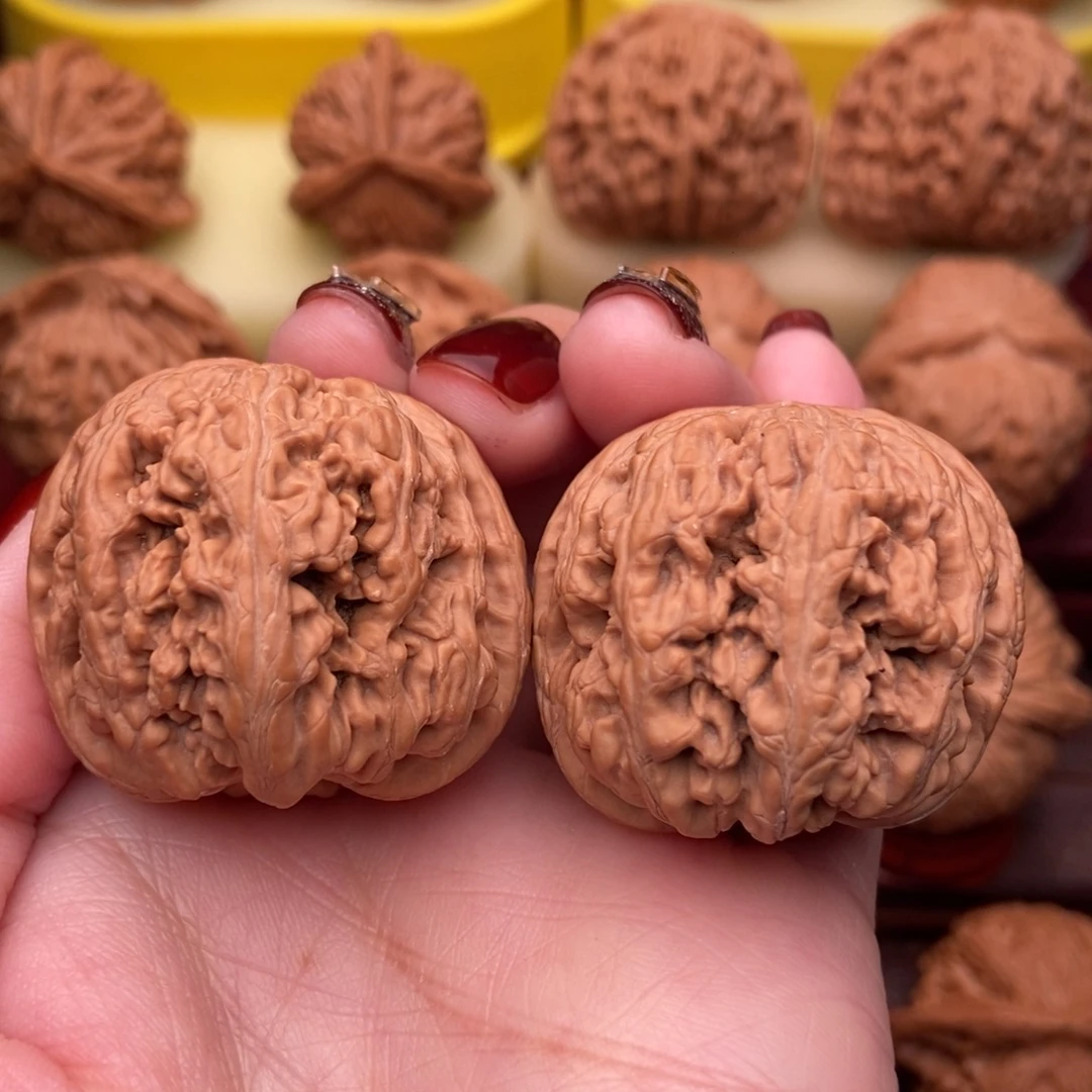 文玩核桃把件精品平谷大粗筋38