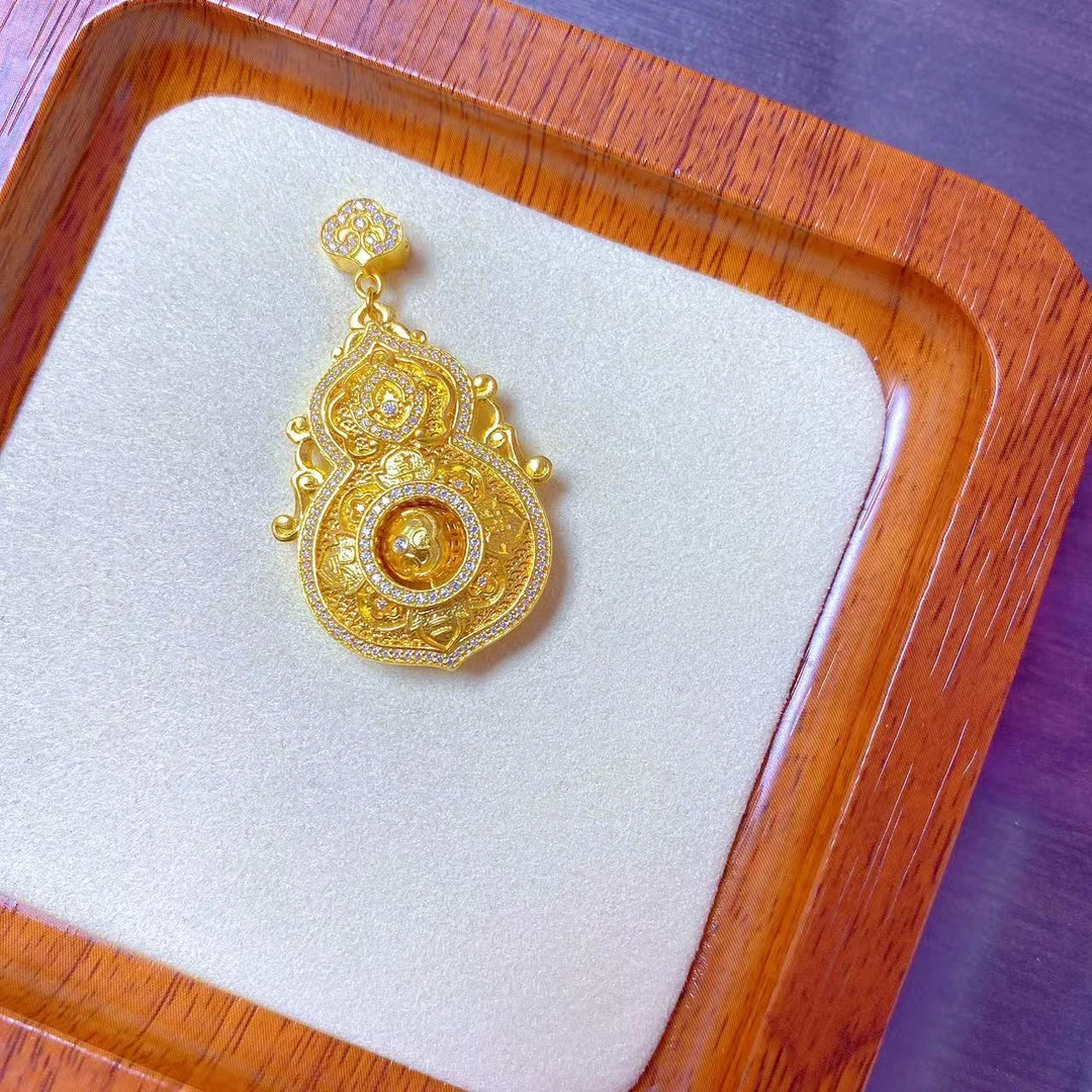 足金999    经典百搭双面缤纷四美葫芦吊坠