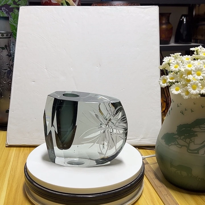莉灰色水晶切割面花器高13口3.5