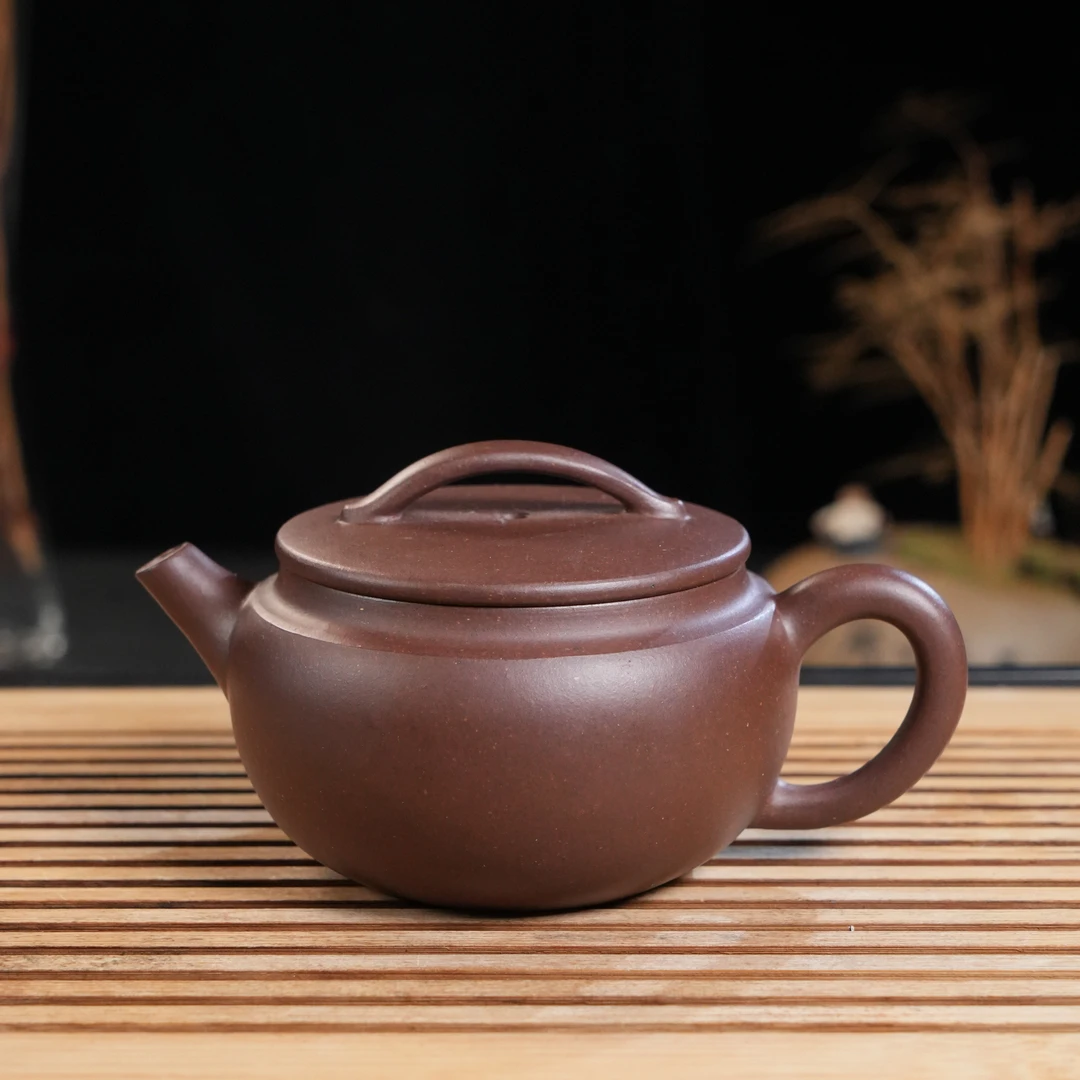 GS29-018   陈群   宜兴手工紫砂   如意柿圆