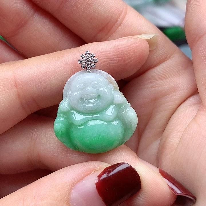 翡翠颈饰18K金镶嵌翡翠