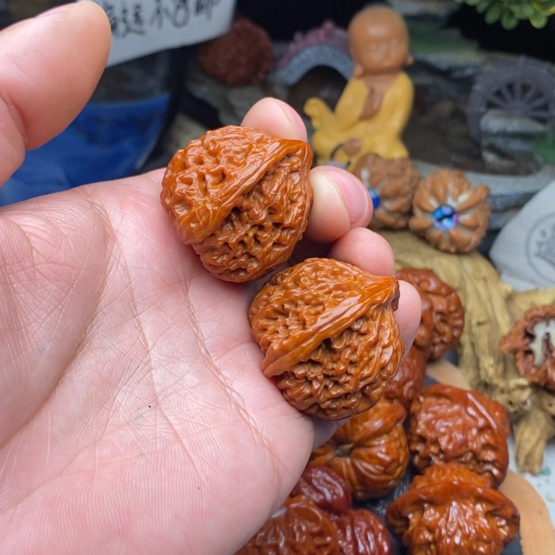 诺***尔文玩核桃把件南疆石