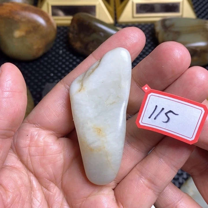 未镶嵌和田玉把件115