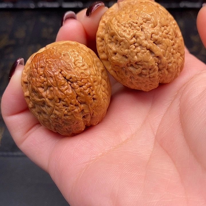 吊坠文玩核桃罗汉鱼籽