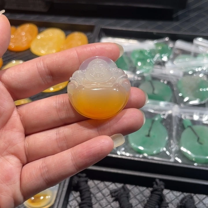 石英质玉（黄龙玉）银S925镀金镶嵌颈饰