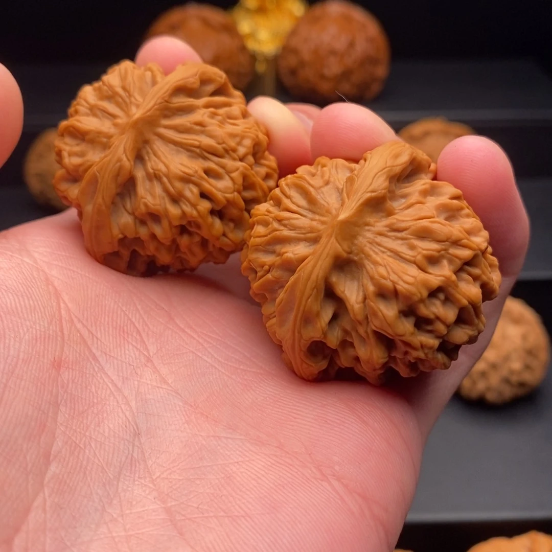 文玩核桃把件噜*秦闷