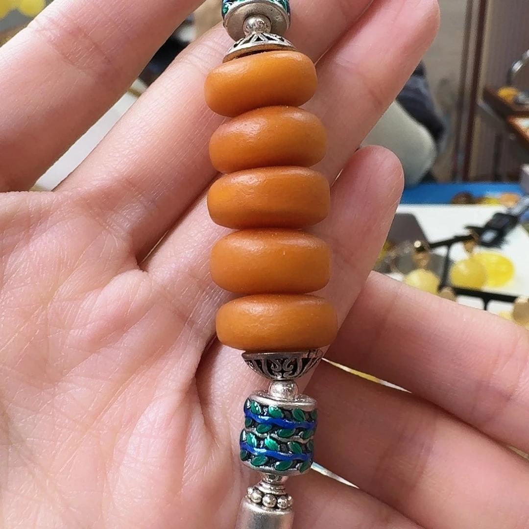 琥珀未镶嵌颈饰手串