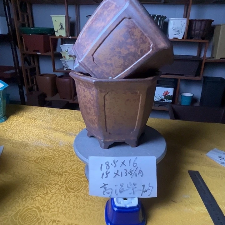 紫砂花盆紫砂花盆