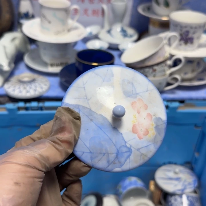 第***雨琉璃手工艺品突突