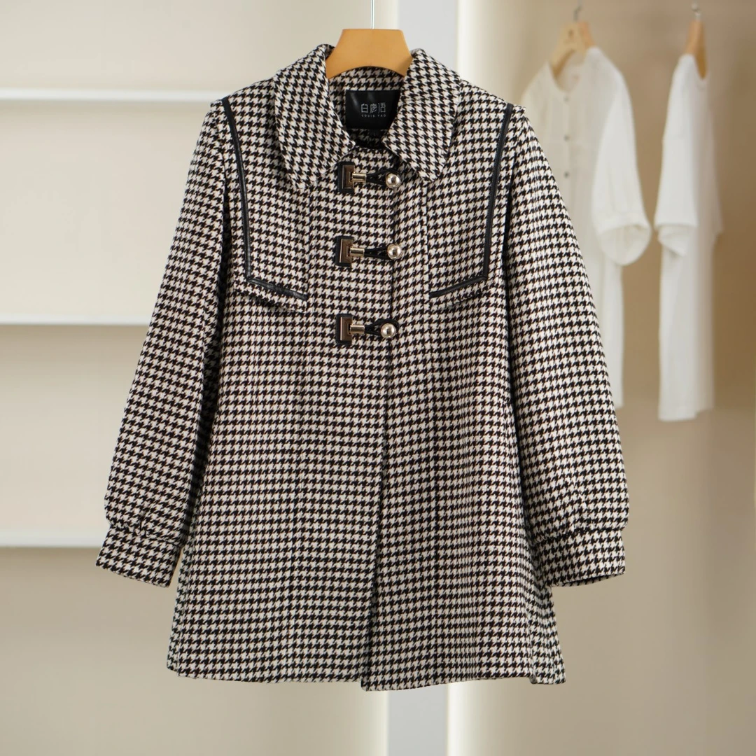 麦迪尚品【白LY】5040726 秋冬时尚宽松格纹大衣品牌撤柜 B2组