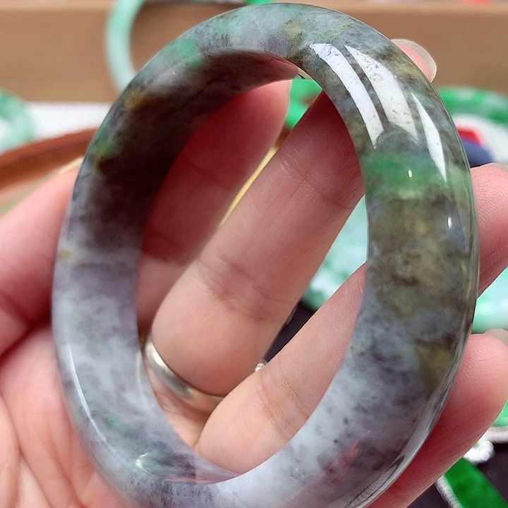 翡翠未镶嵌手镯翡翠