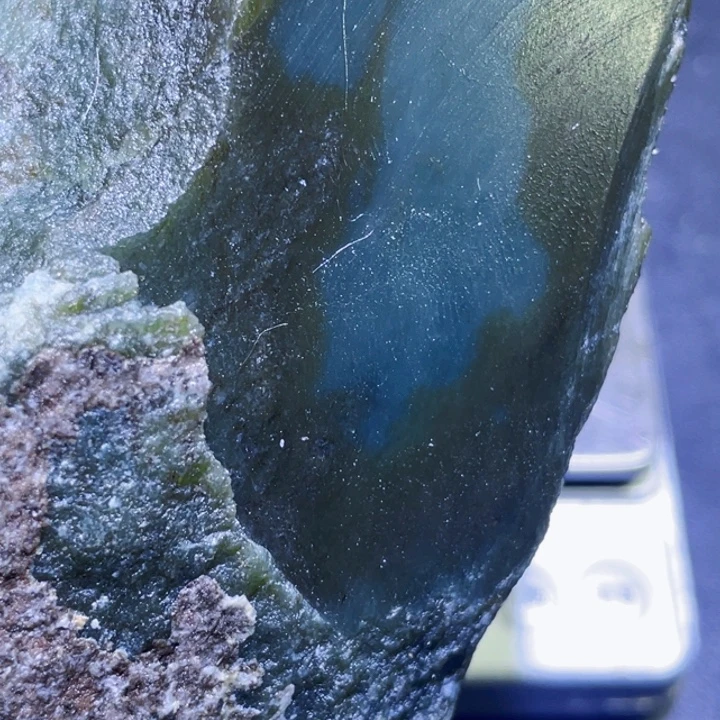 。***和田玉未镶嵌珠宝半成品