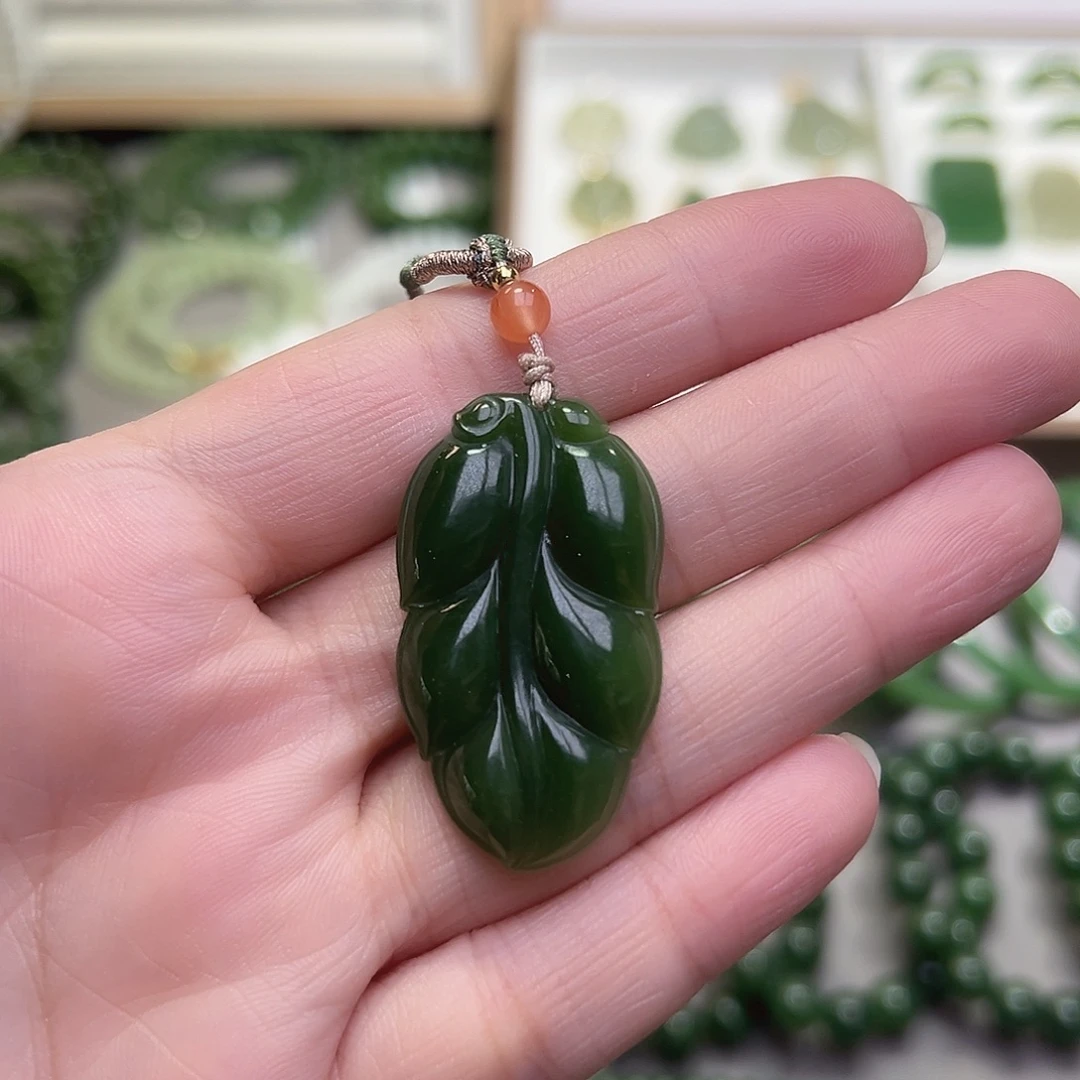 和田玉（碧玉）未镶嵌颈饰