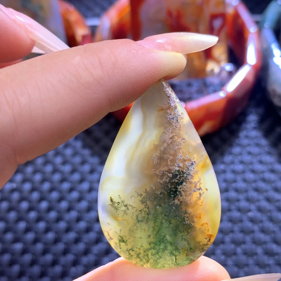 玛瑙/玉髓颈饰未镶嵌燃*