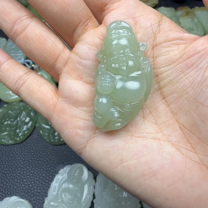 和田玉未镶嵌珠宝奇石