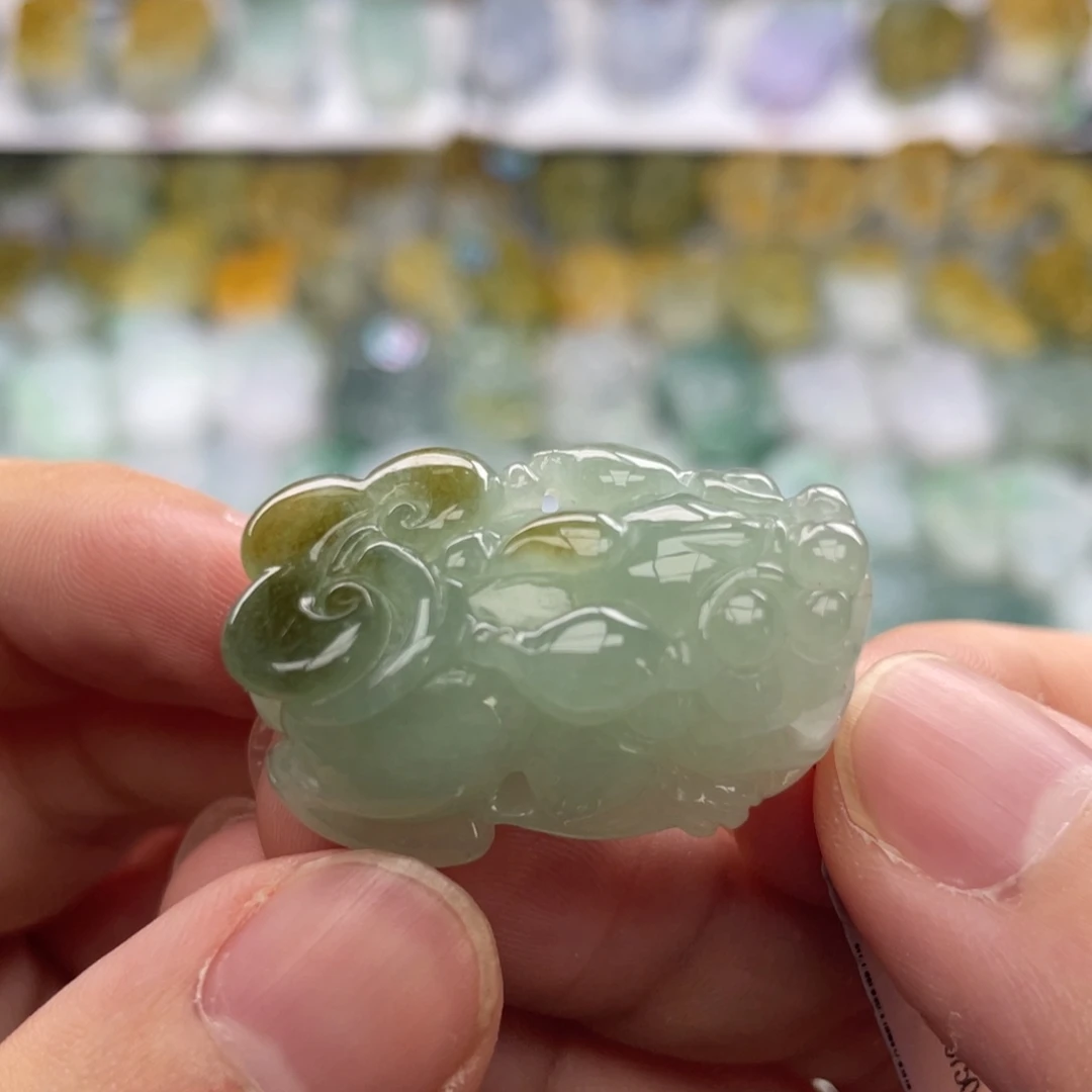 翡翠未镶嵌颈饰貔貅13
