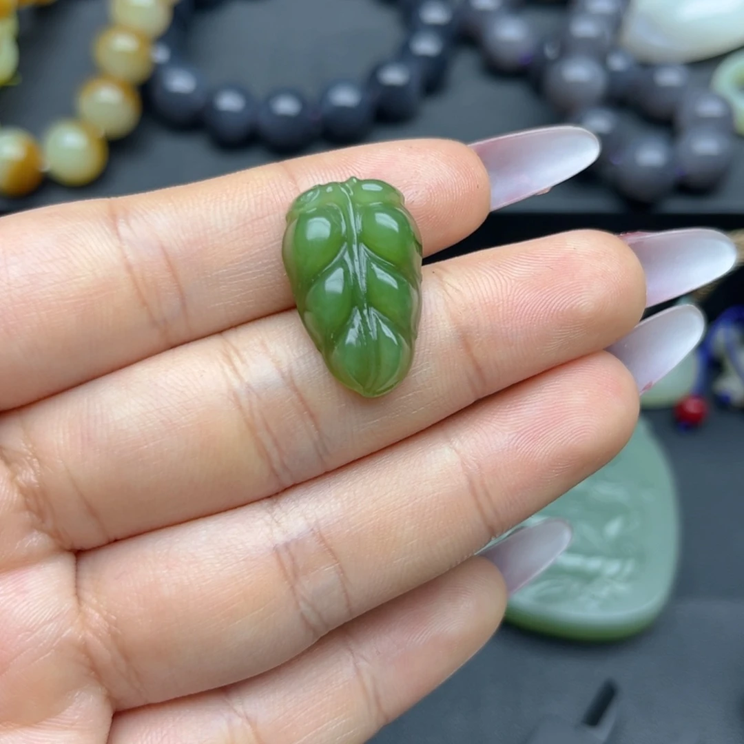 未镶嵌和田玉珠宝半成品