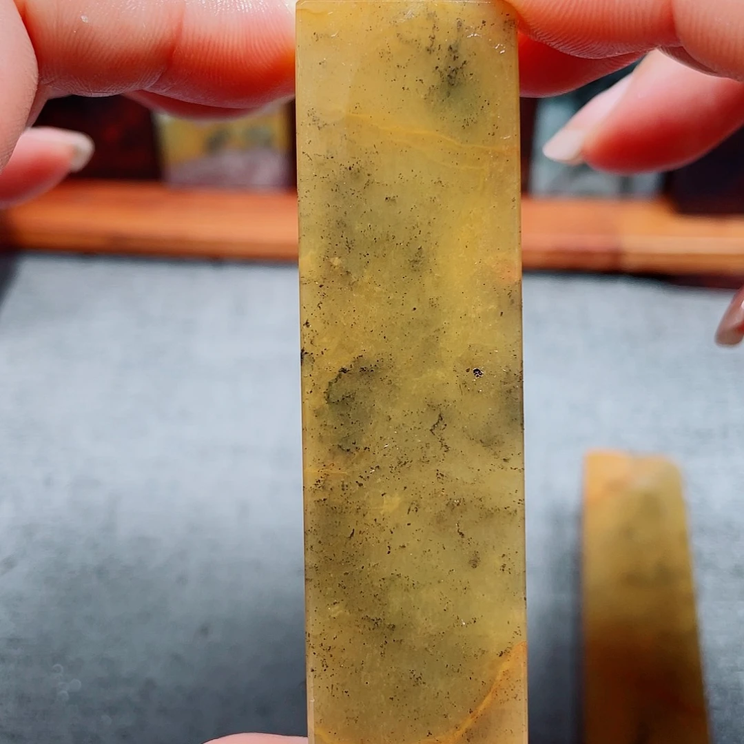 【闪购商品】玉桂林鸡血玉印章素章