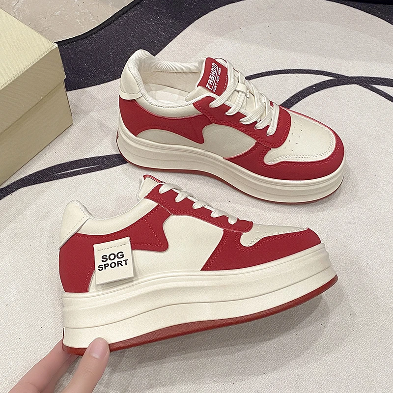 踩屎感小白鞋女款2025春季新款爆款百搭休闲板鞋防滑软底运动鞋子