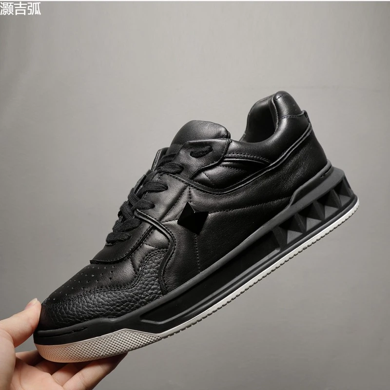 2025春秋新款潮流百搭男鞋厚底铆钉系带运动休闲鞋皮鞋爆款