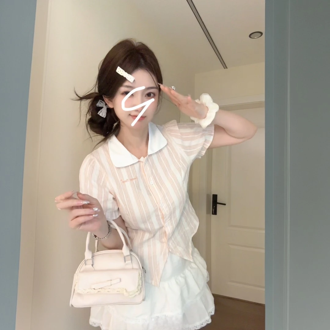 粉色娃娃领短袖衬衫甜辣收腰显瘦刺绣上衣蕾丝假期小白裙夏季套装