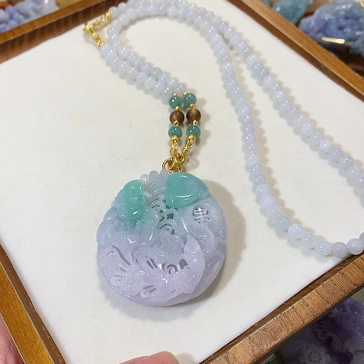 翡翠未镶嵌颈饰翡翠吊坠