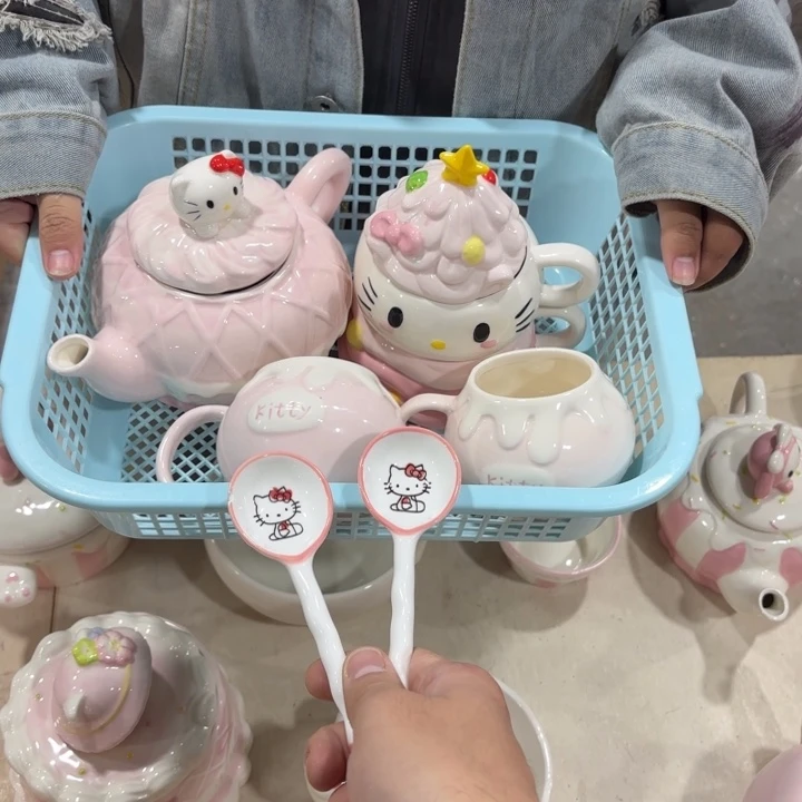 我们都是在这里关注起来了