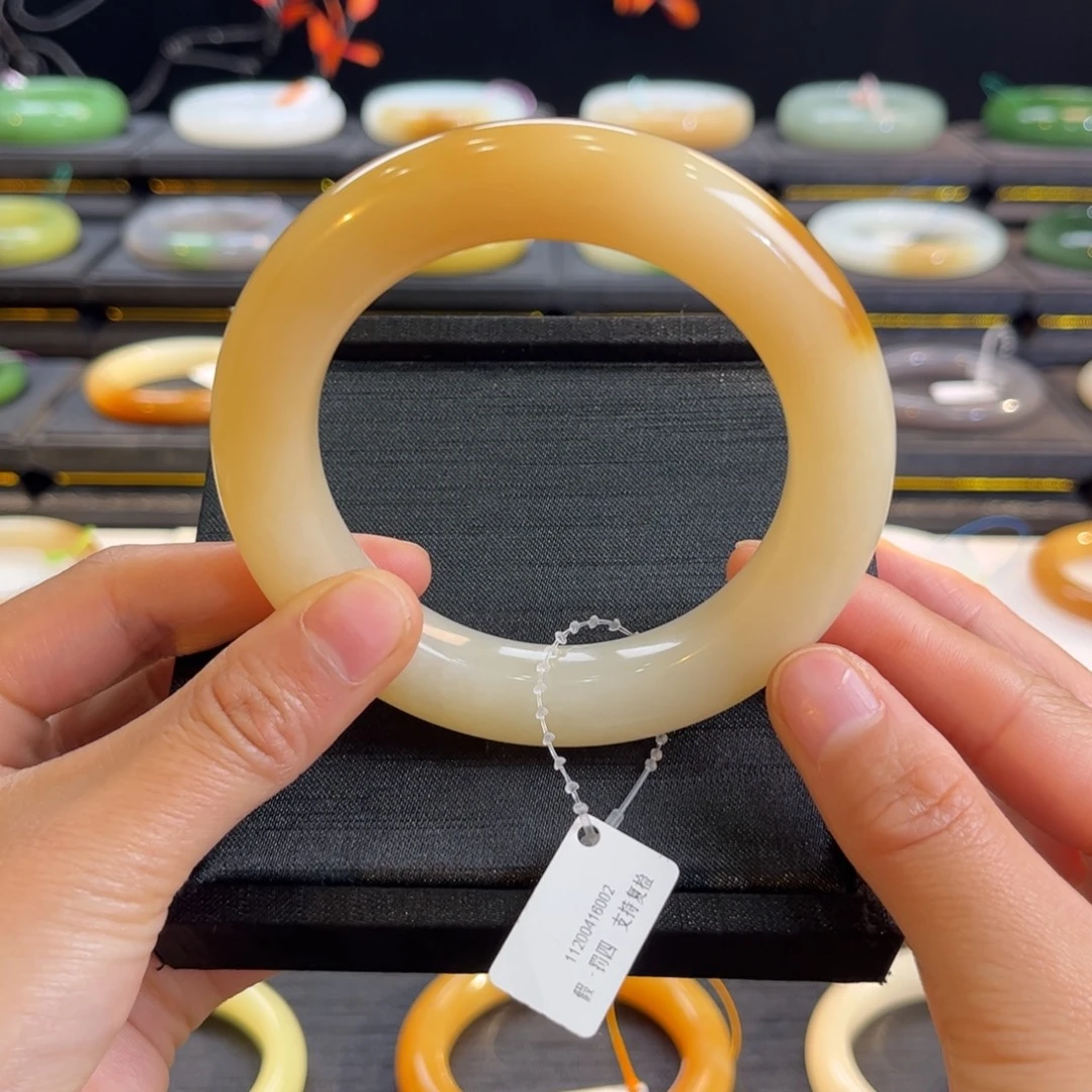 和田玉未镶嵌手镯59 60