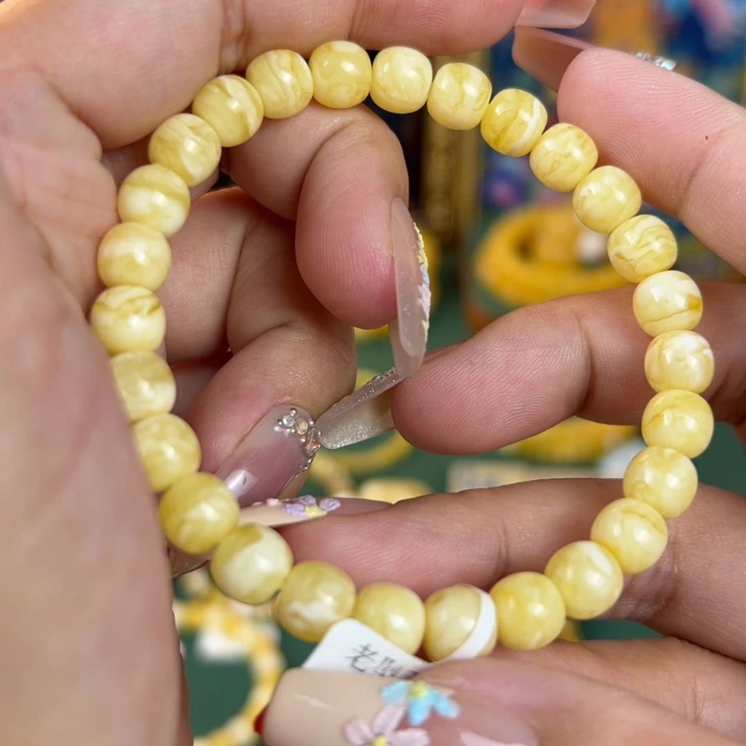 未镶嵌琥珀珠宝奇石