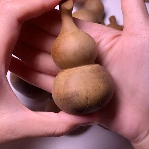 檀香木吊坠老山檀香大葫芦瑕疵