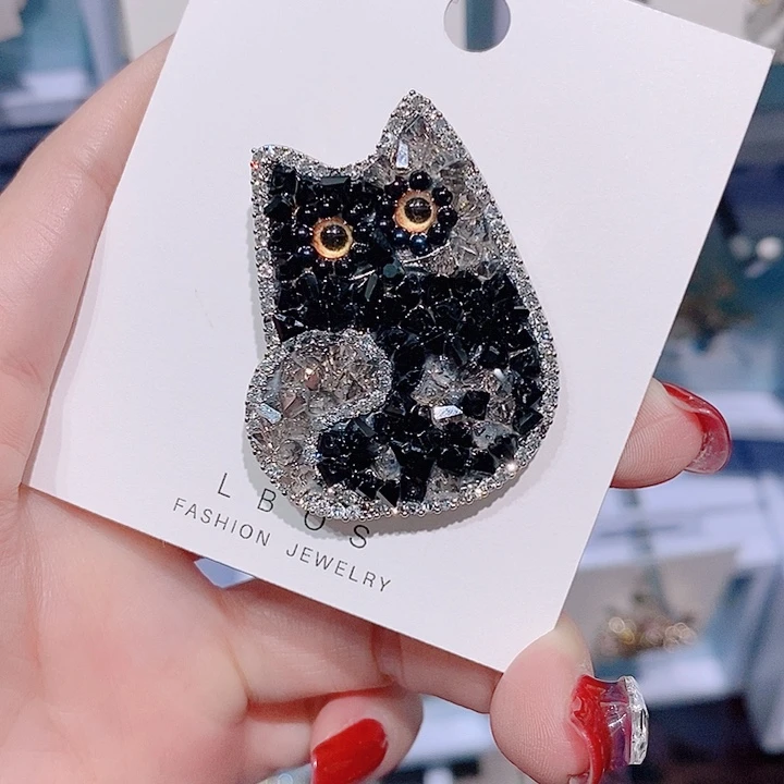 锆石铜合金黑猫胸针