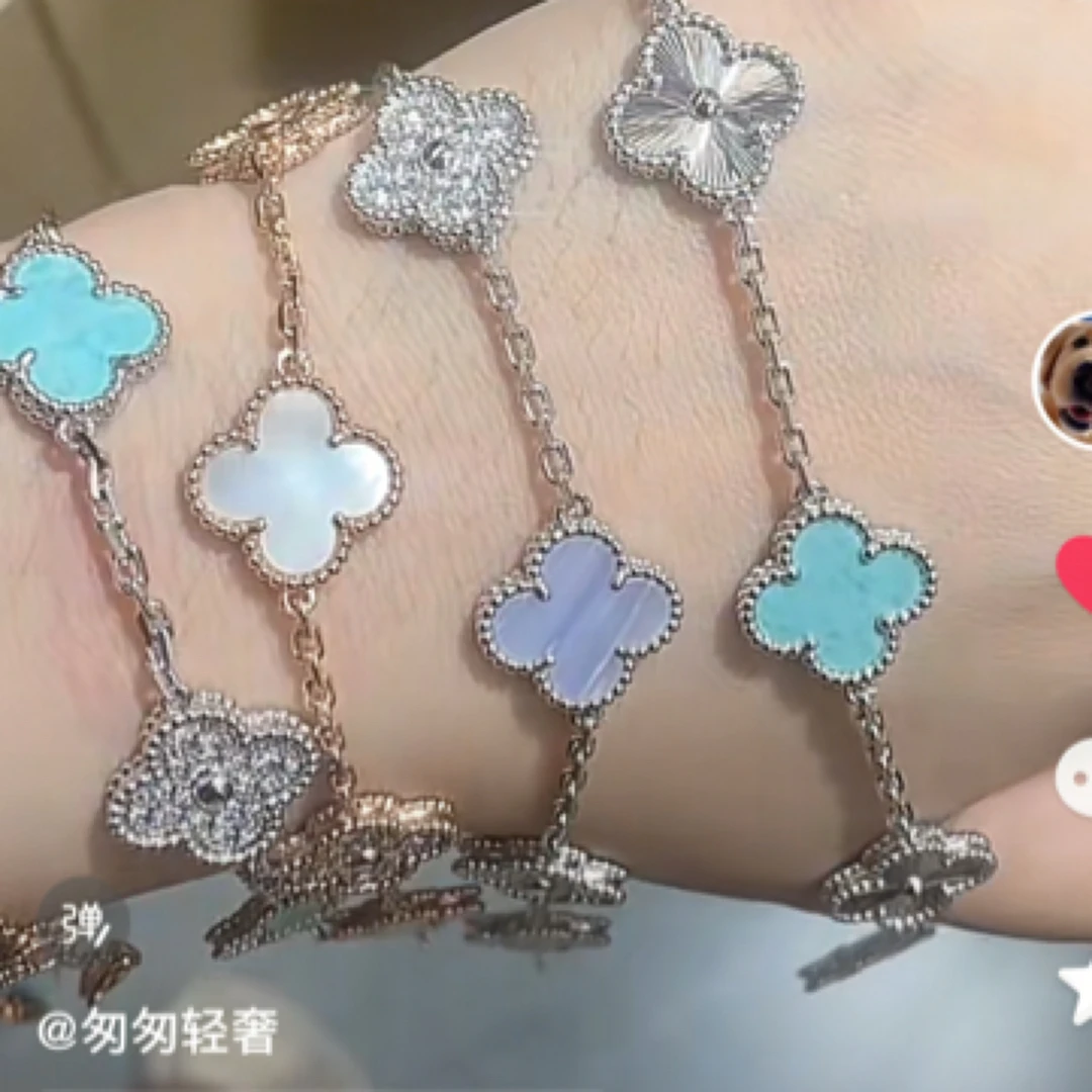 铜合金耳饰 五花手链系列时尚百搭小众亮晶晶轻奢