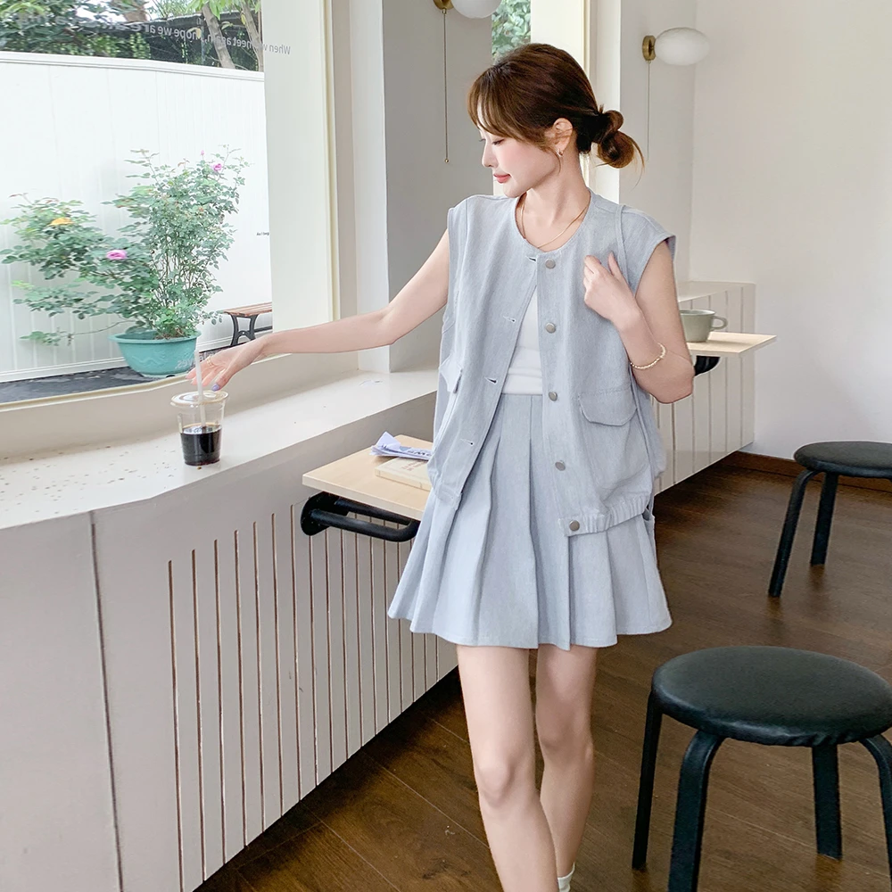 休闲气质马甲百褶裙套装女夏2025新款爆款小香风显腿长短裙两件套