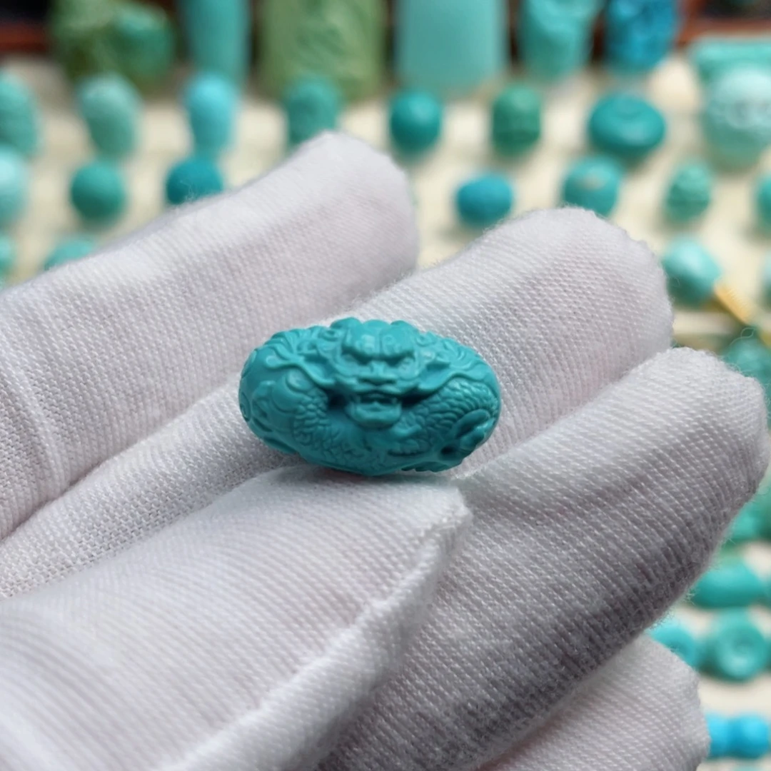 未镶嵌绿松石珠宝奇石