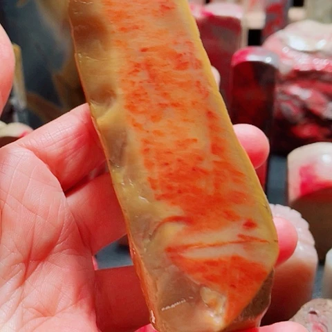 昌化石1**熊昌化精品黄皮红田