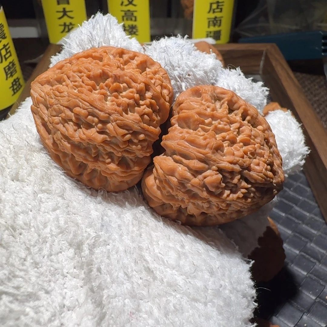 懒***福文玩核桃吊坠39全品塔尖